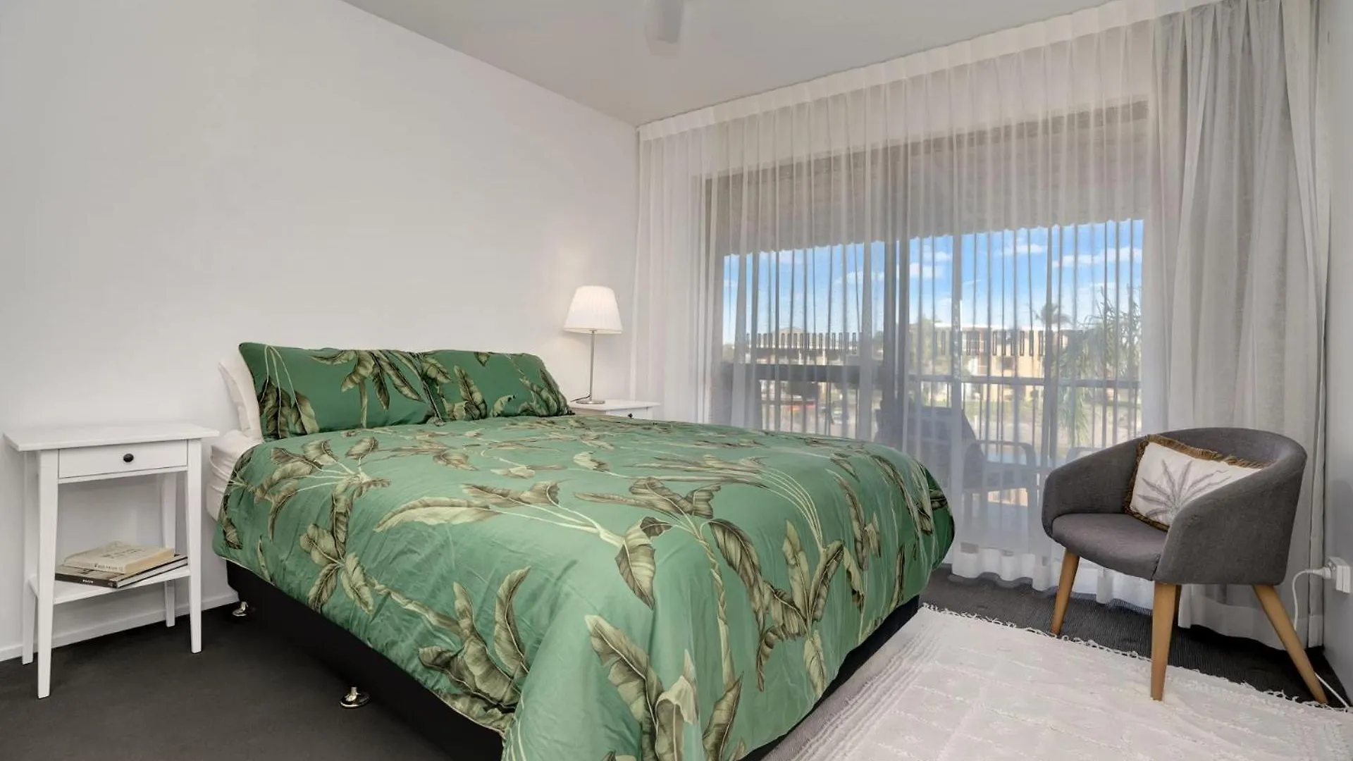Mooloolaba Canal Apartment